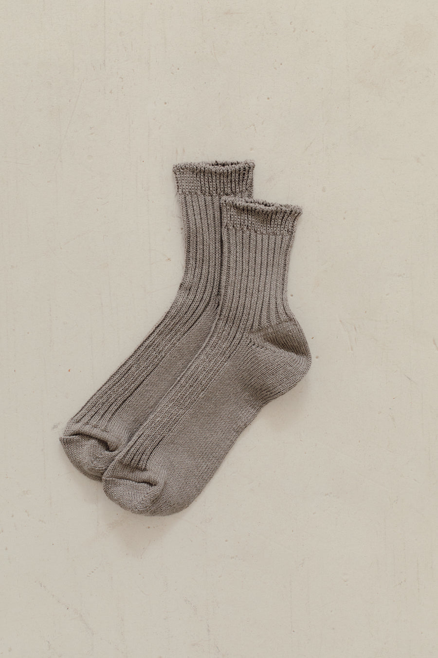 Linen Ribbed Socks in Beige